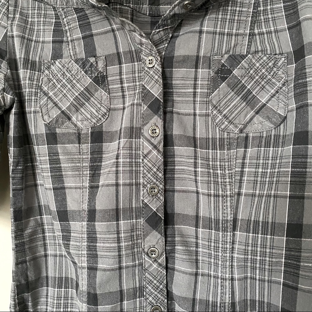 Plaid blouse - Picture 2 of 6